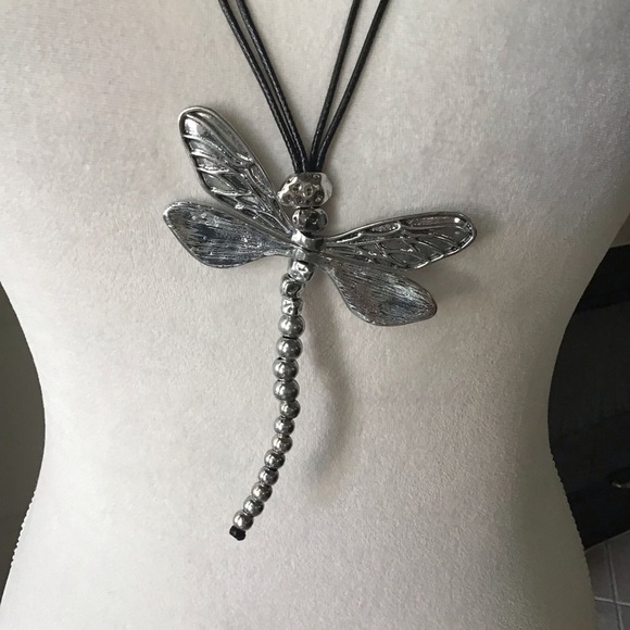 LAST 1! NEW Dragonfly Statement Necklace Movable Wings Gardener Black Cord Lucky - Picture 14 of 16